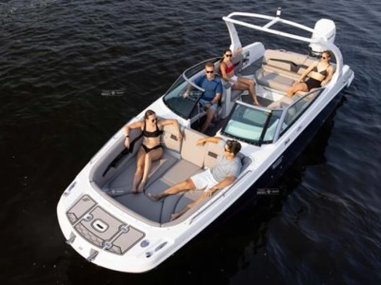 Motorboat hire in Cannes - Cranchi Turchese 24