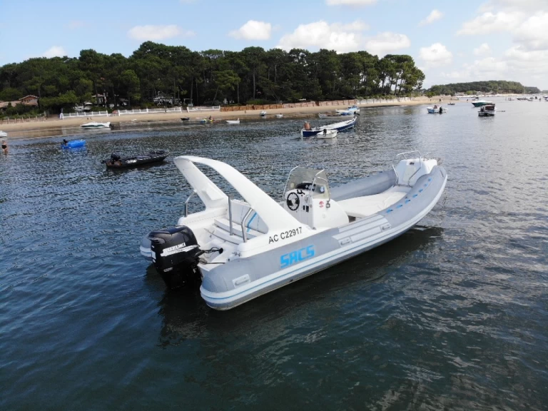 Yacht charter Lège-Cap-Ferret - Sacs Sacs S 680 Ghost on SamBoat