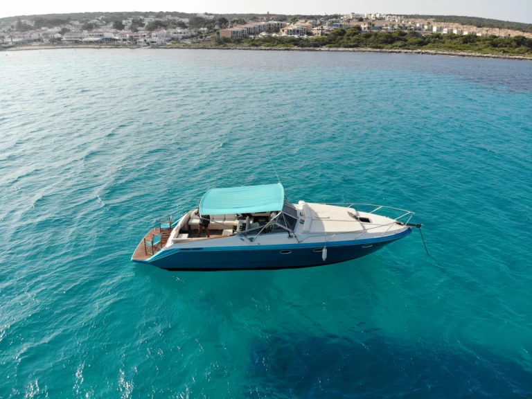 Charter a Glastron Riviera IV in Mahón on Samboat