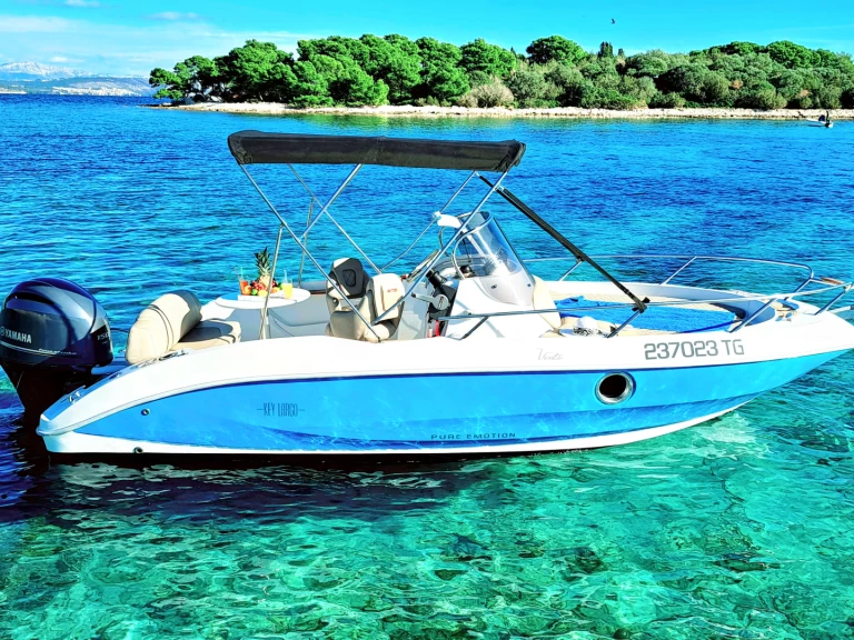 Motorboat to hire Trogir at the best price
