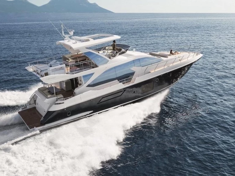 Luxury Yacht to hire Marina Del Rey at the best price