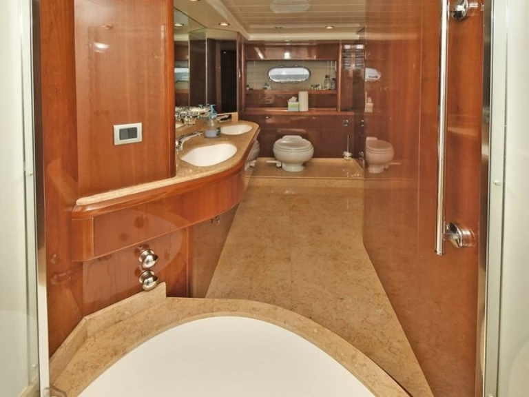 Yacht hire Marina Del Rey cheap 85