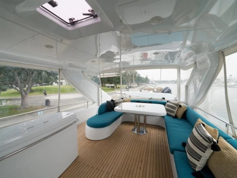 Hire Luxury Yacht with or without skipper Viking Marina Del Rey