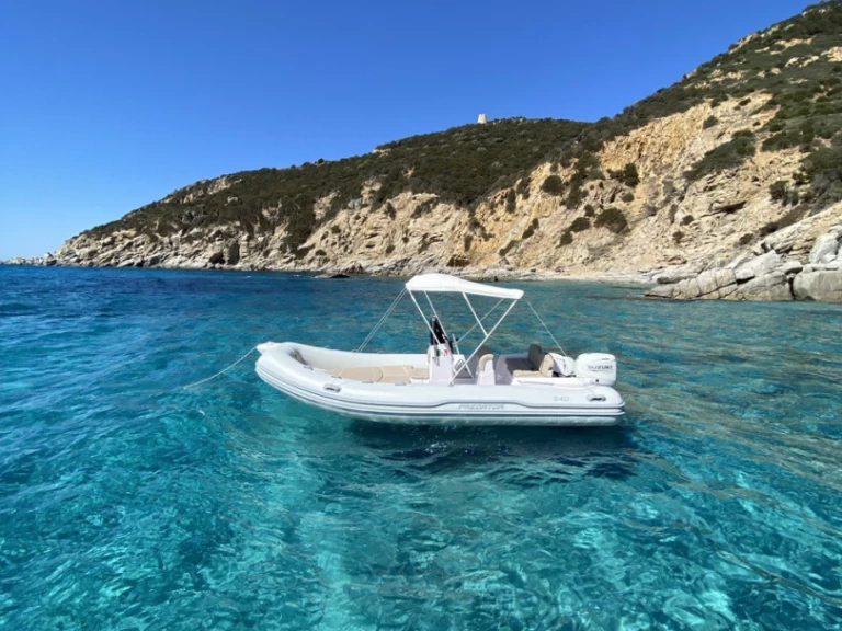 Hire RIB Italboats with a boat licence