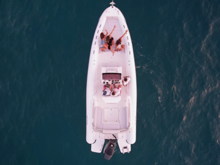 Charter a Pajara Pajara ribs 28 in Porto di Balestrate on Samboat