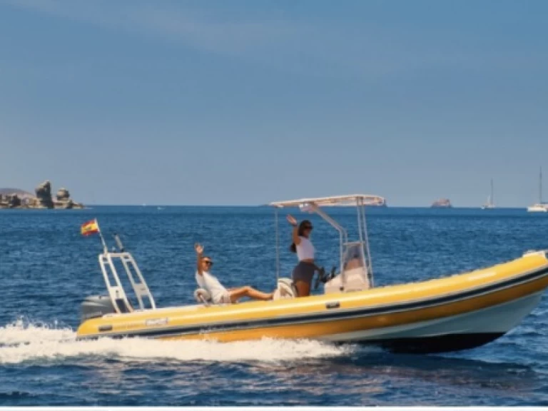 RIB hire in Sant Antoni de Portmany - SEVEN FIFTY  400