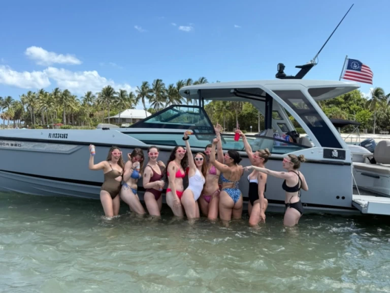 Hire a Saxdor Saxdor 320 GTO West Palm Beach