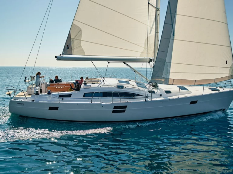 Sailboat to hire Seget Donji at the best price