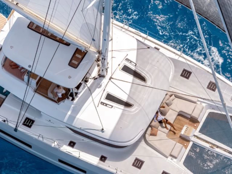 Catamaran to hire Palma de Mallorca at the best price
