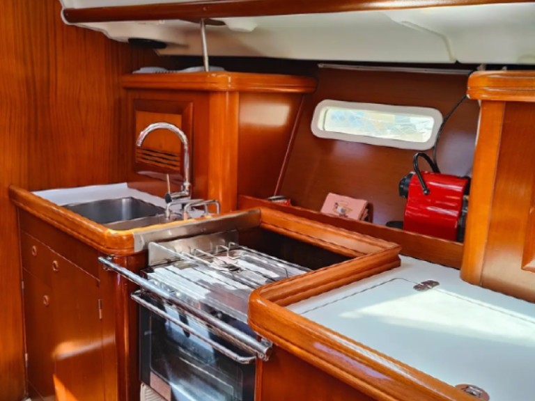 Bénéteau Oceanis 393 Clipper charter bareboat or skippered in  Kallithea