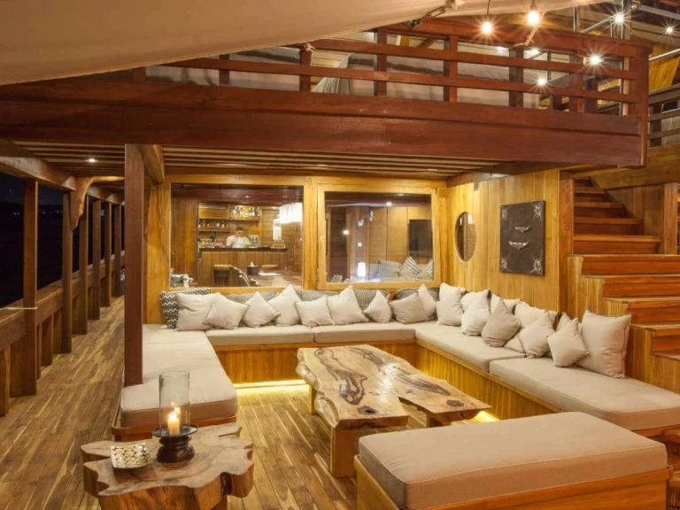 Luxury Yacht hire in Sorong -  Prana by Atzaro