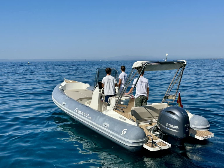 Yacht charter Roses - Capelli Tempest 700 on SamBoat