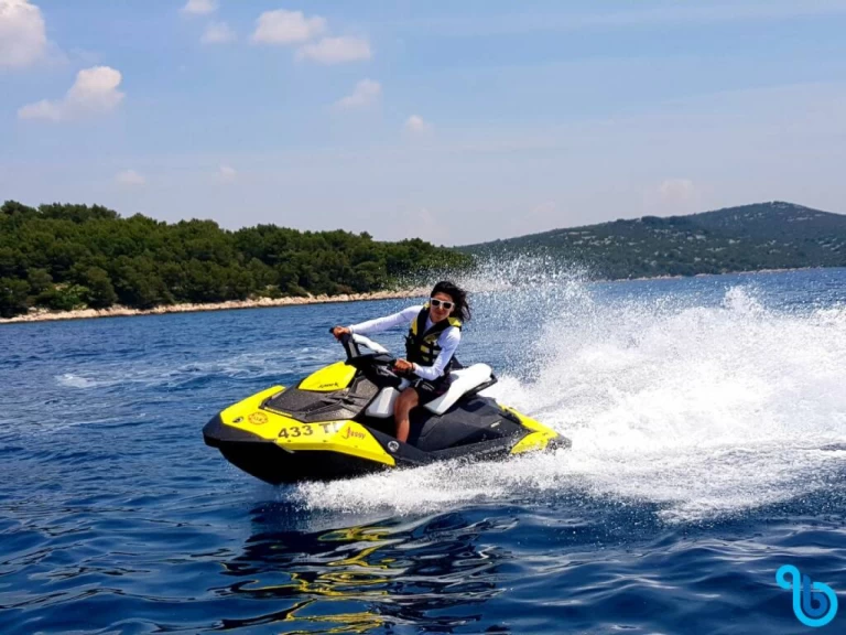 Jet ski to hire Rovinj at the best price