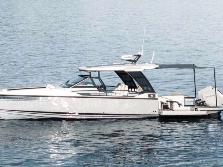 Hire Motorboat Saxdor with a boat licence