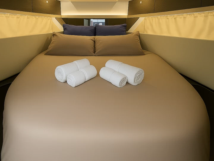 Jeanneau Merry Fisher 1095 Fly charter bareboat or skippered in  Talmont-Saint-Hilaire