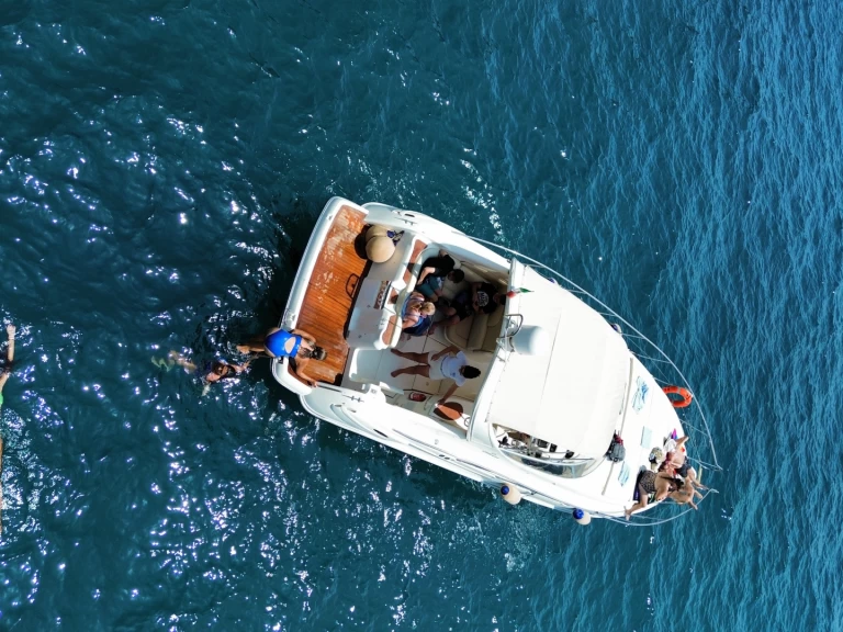 Yacht charter Salerno - Cranchi Zaffiro 34 on SamBoat