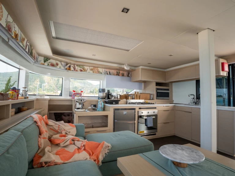 Yacht charter Capo d'Orlando - Lagoon Lagoon 55 on SamBoat