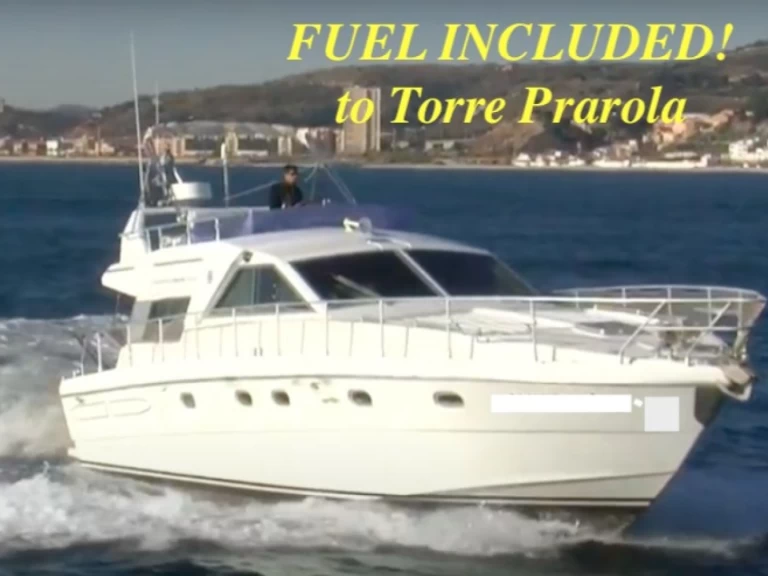 Motorboat to hire San Lorenzo al Mare at the best price