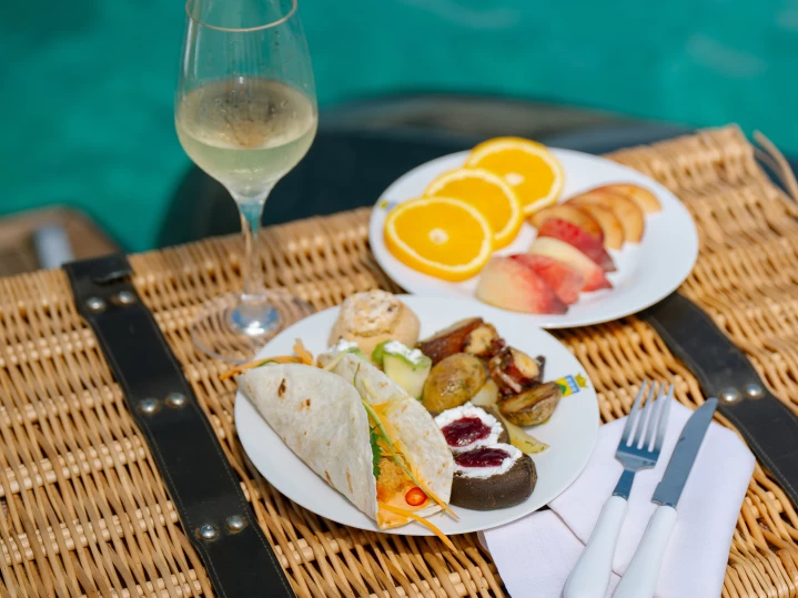 RIB hire in Sifnos - Sea quest 760