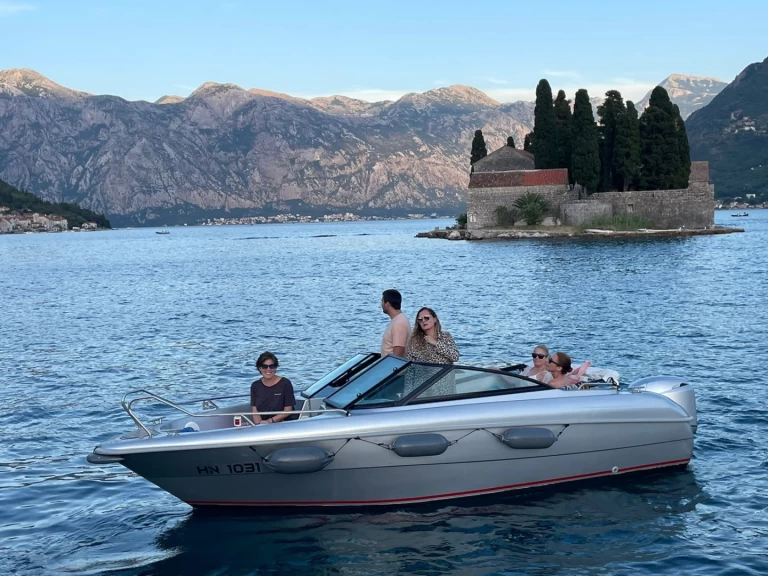 Yacht hire Herceg Novi cheap 5820