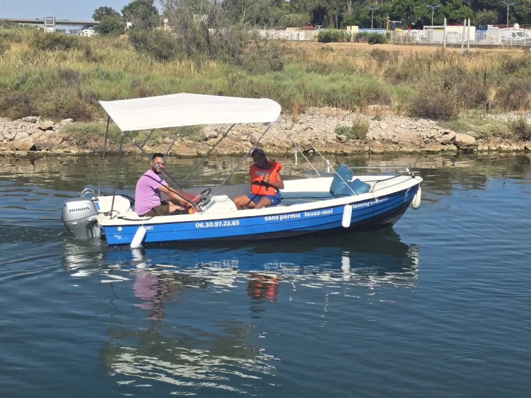 Hire Motorboat with or without skipper NAVALPLASTICA Carnon-Plage