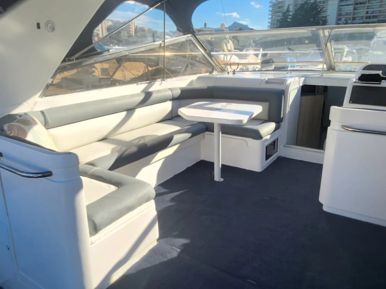 Hire Motorboat with or without skipper Fairline Cannes