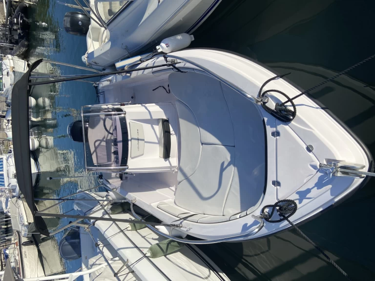 Motorboat to hire Fréjus at the best price