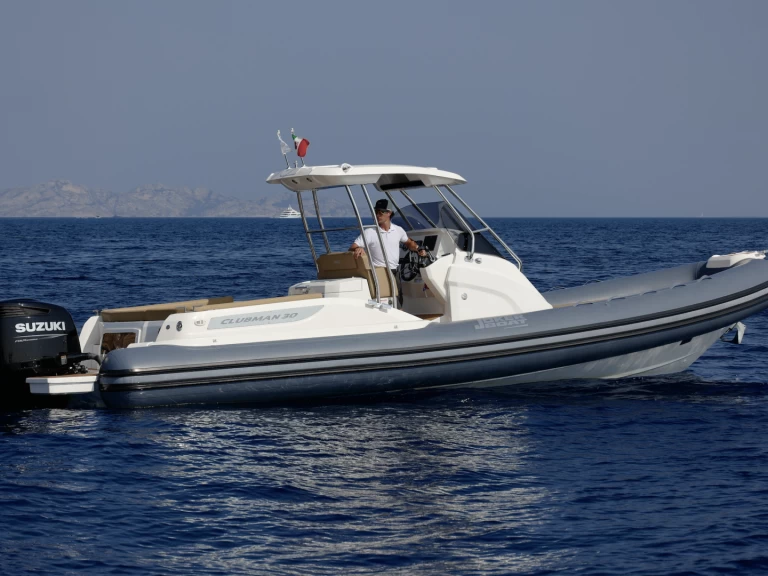 Hire a Joker Boat Clubman 30 Porto Cervo