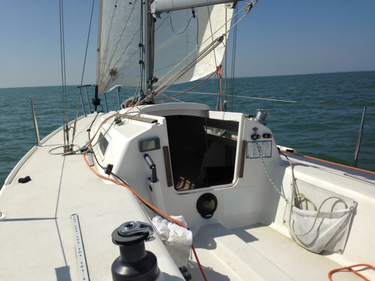 Yacht charter Pornic - J Composites J80 on SamBoat