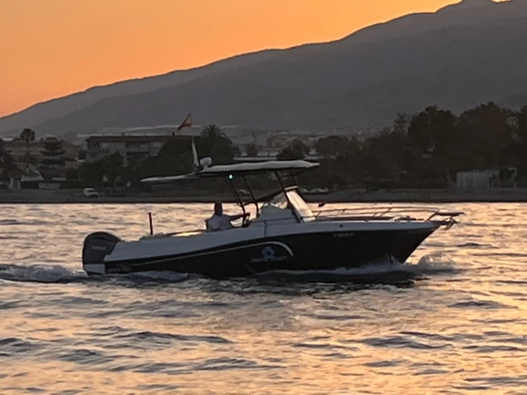 Charter a Pacific Craft Pacific Craft 750 Open in Aguadulce on Samboat