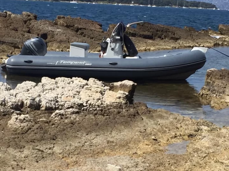 Hire a Capelli Tempest 560 Easy Cannes