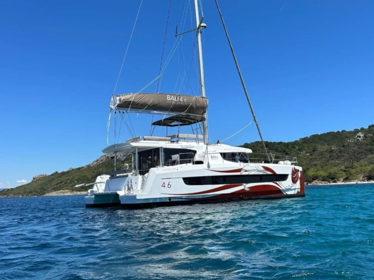 Yacht charter Cannes - Bali Bali 4.6 on SamBoat
