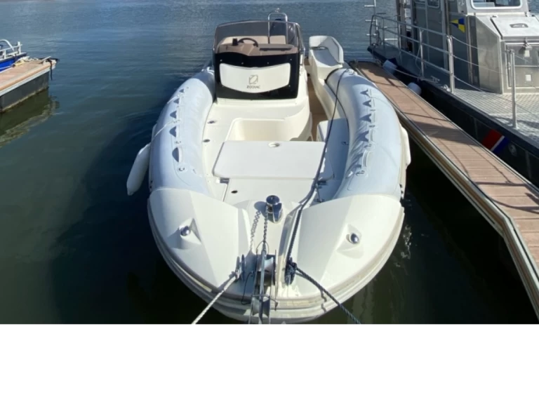 Yacht charter Cap Ferret - Zodiac NZ-O 760 on SamBoat