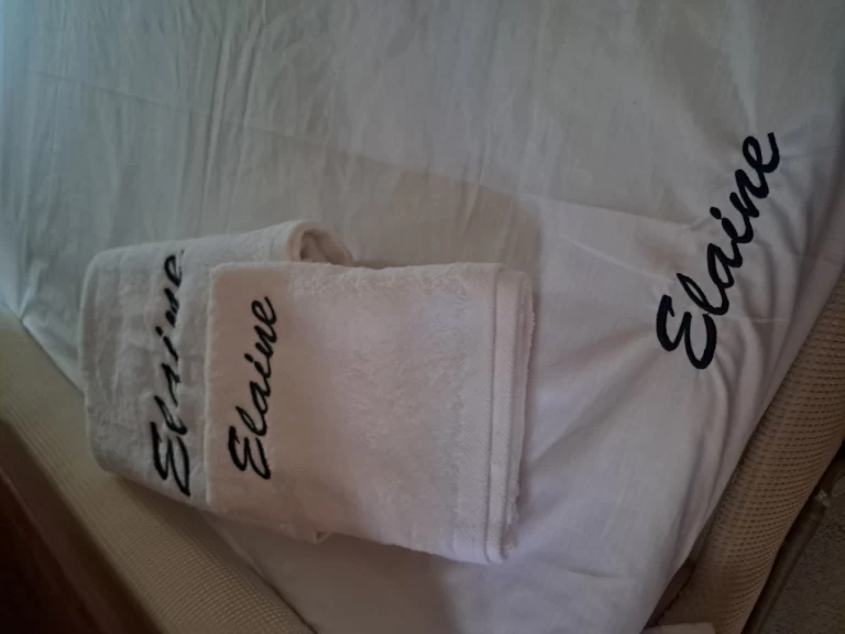 Yacht charter Alimos - Sealine Sealine S38 on SamBoat