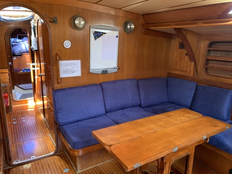 Yacht hire Marseille cheap Swan 57