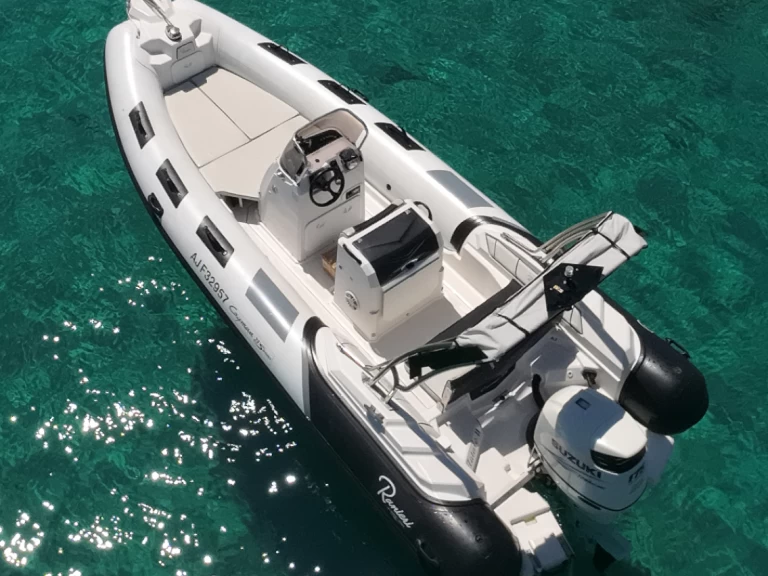 Charter a Ranieri Cayman 21 Sport in Marseille on Samboat
