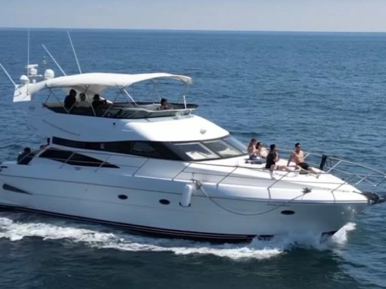 Charter a Neptunus 560 in Marina Del Rey on Samboat