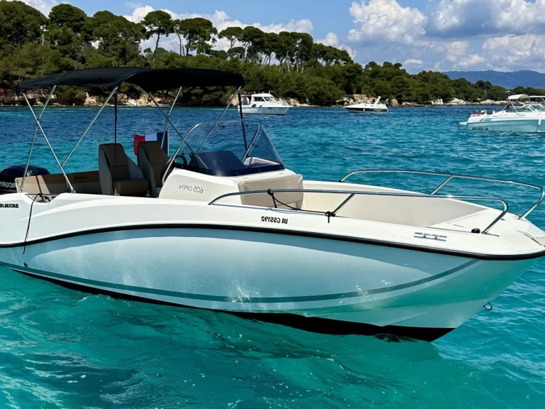 Hire a Quicksilver Activ 605 Open Marseille