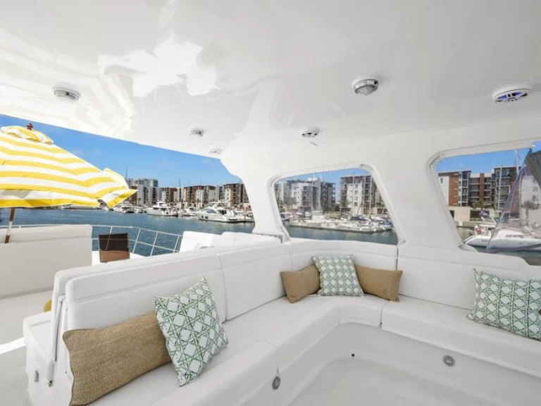 Luxury Yacht hire in Marina Del Rey - Custom Defever