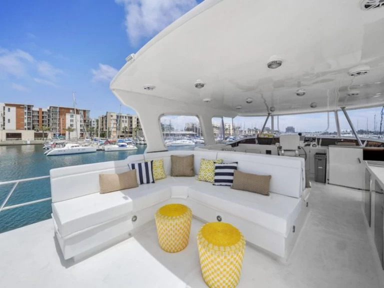 Charter a Custom Defever in Marina Del Rey on Samboat
