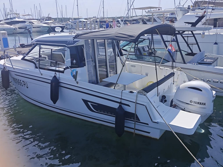 Yacht charter Punat - Jeanneau Merry Fisher 795 Series2 on SamBoat