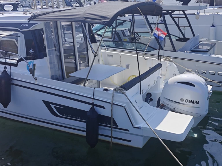 Hire a Jeanneau Merry Fisher 795 Series2 Punat