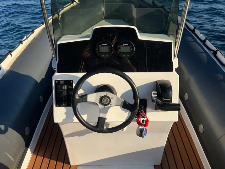 Hire a Joker Boat Master Empuriabrava