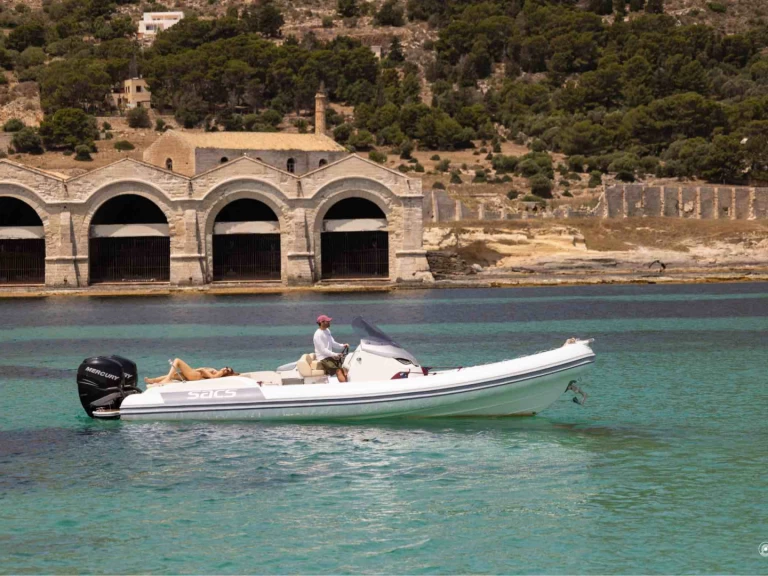 RIB hire in Marsala - Sacs Strider 9