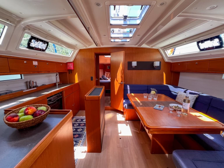 Charter a Bavaria Cruiser 46 in Vlycho on Samboat