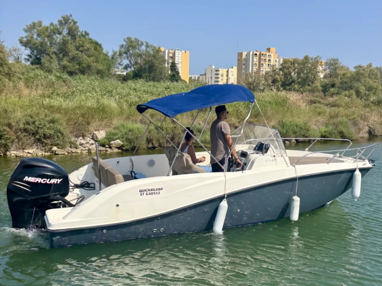 Yacht hire Carnon-Plage cheap Activ 675 Sundeck