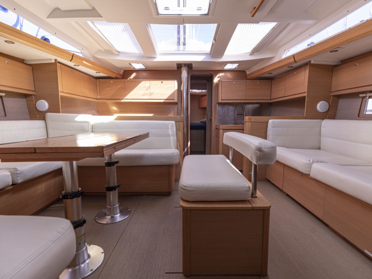 Hire Sailboat with or without skipper Dufour San Vincenzo