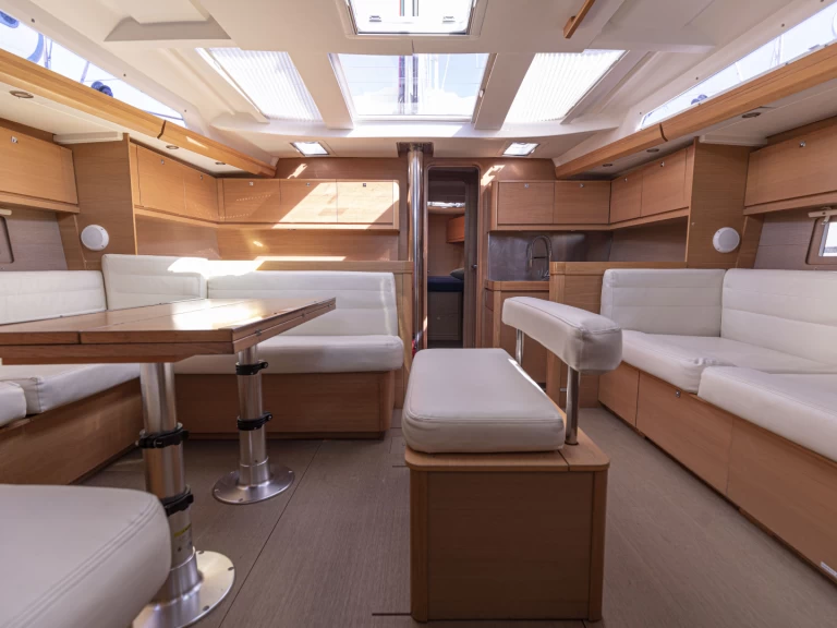 Hire Sailboat with or without skipper Dufour San Vincenzo