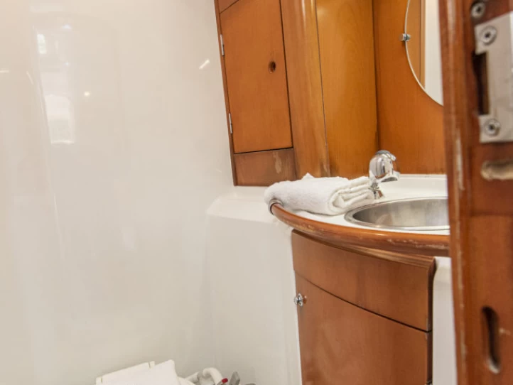 Yacht hire San Vincenzo cheap First 40.7