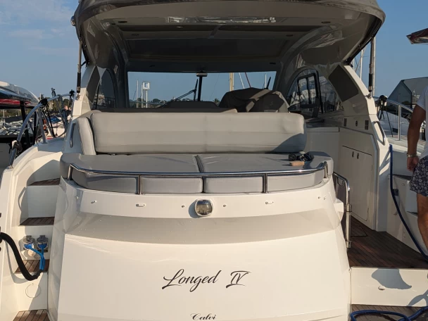 Hire a MonteCarloYachts 42 Monaco